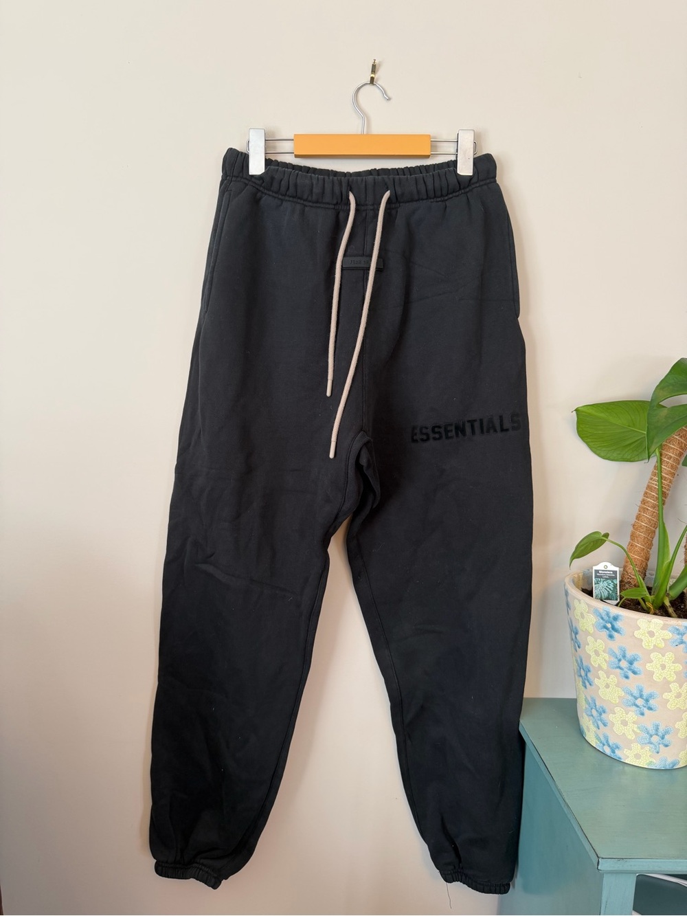 ESSENTIALS Black Men's Jogger Sweatpants with Contrast Drawstrings